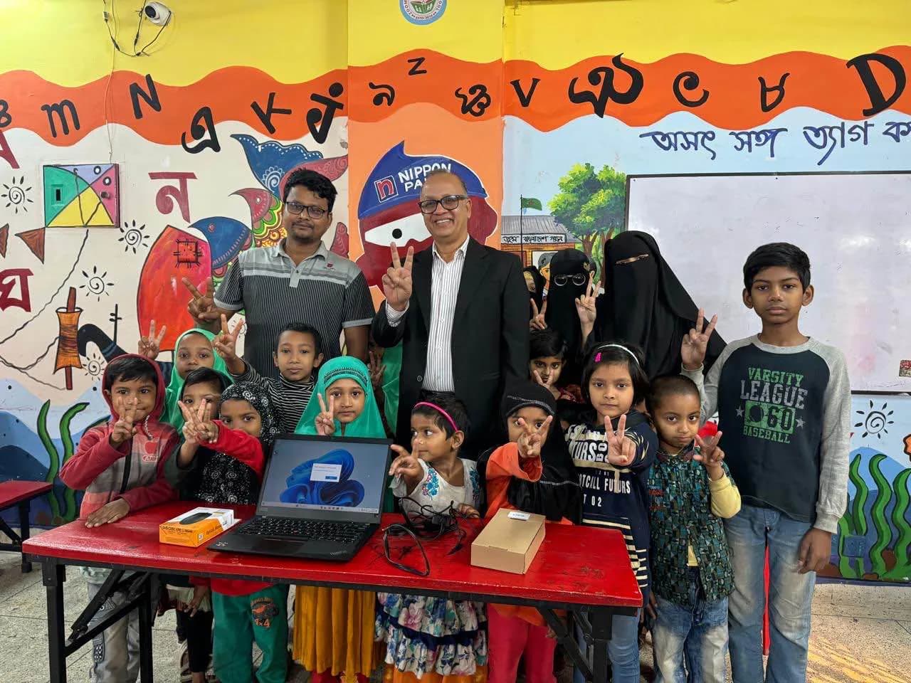 The 100-Laptop Challenge